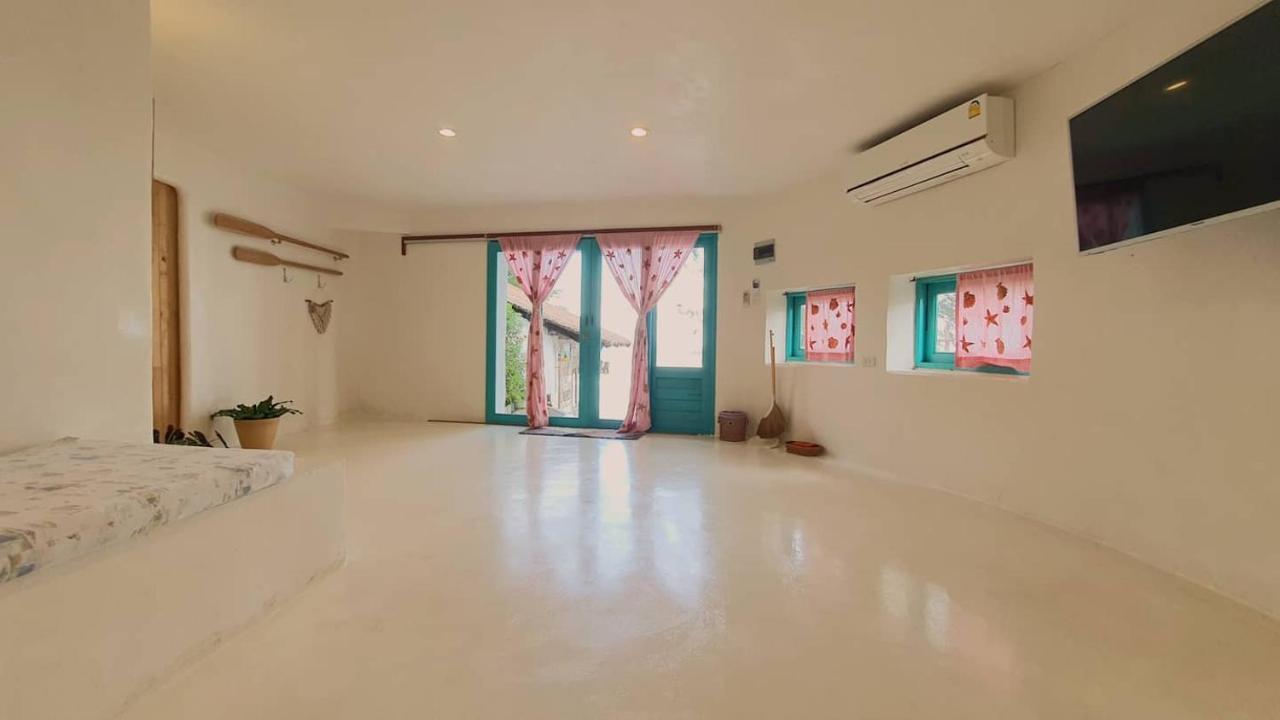 Maliblues Bed & Art Gallery 春蓬 外观 照片