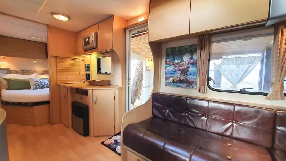 Maliblues Bed & Art Gallery 春蓬 外观 照片