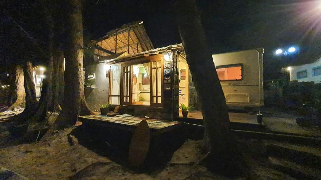 Maliblues Bed & Art Gallery 春蓬 外观 照片